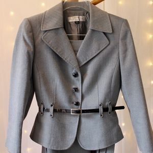 TAHARI Arthur S. Levine Skirt Suit 2P
